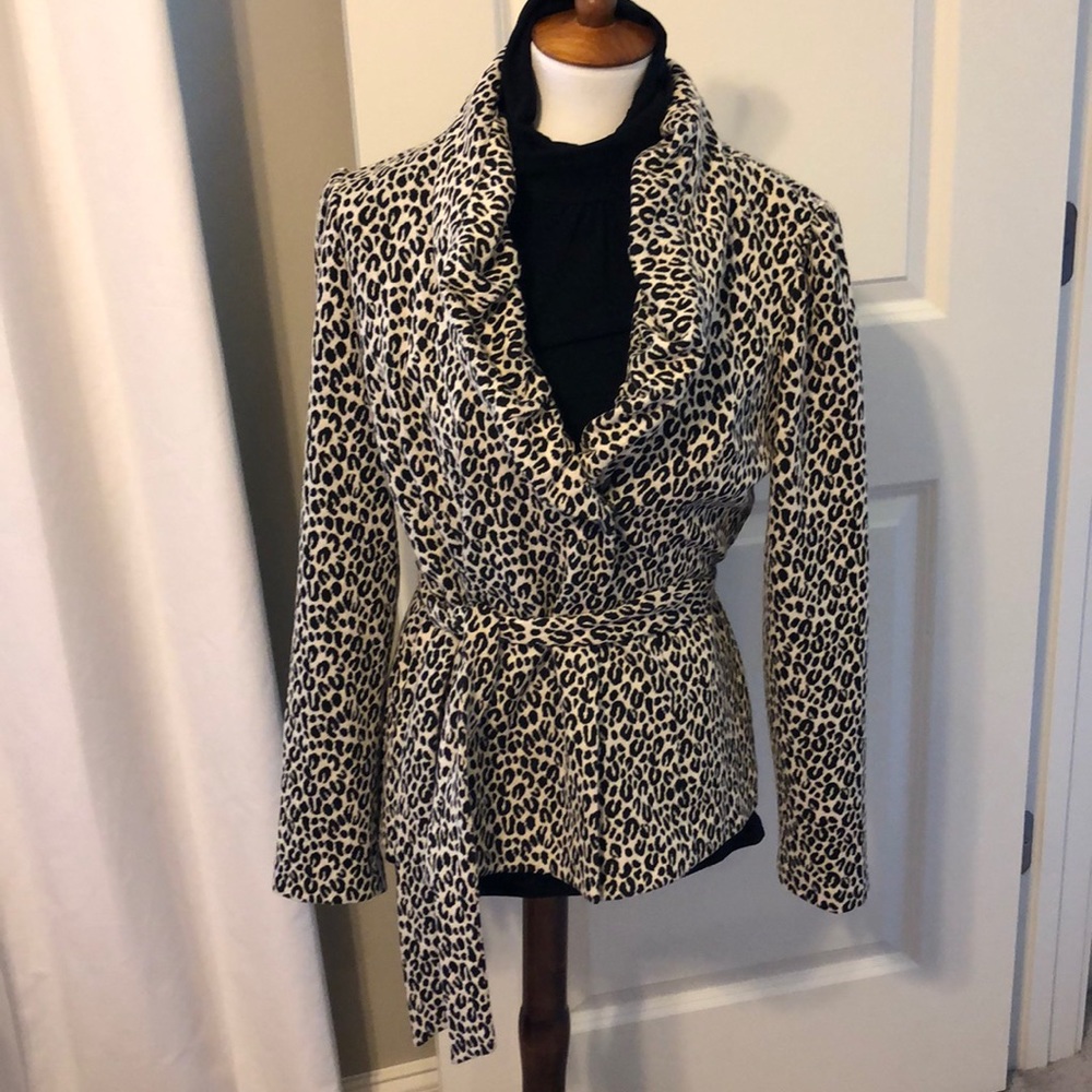 Black and cream ocelot animal print jacket size M